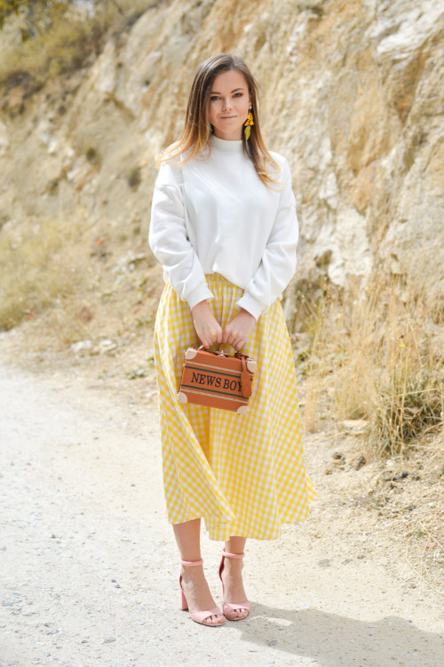 Vestibulum ullamcorper velit a lacus consectetur