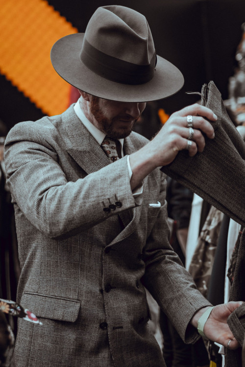 Proin ornare sapien ac mi viverra sodales