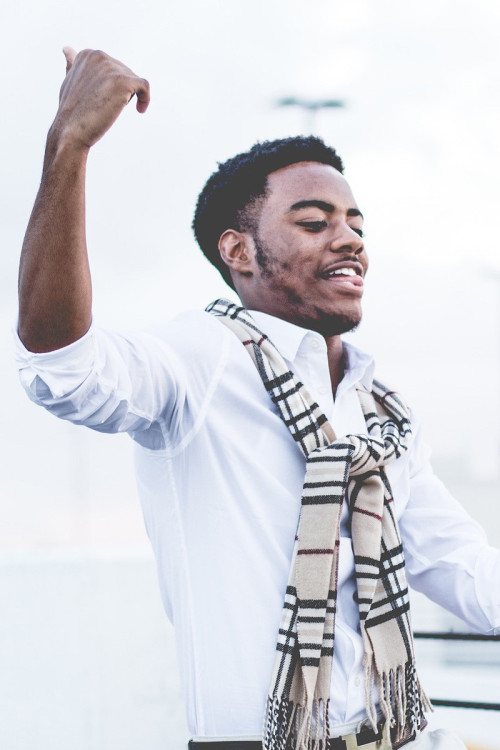 Vestibulum ante ipsum primis