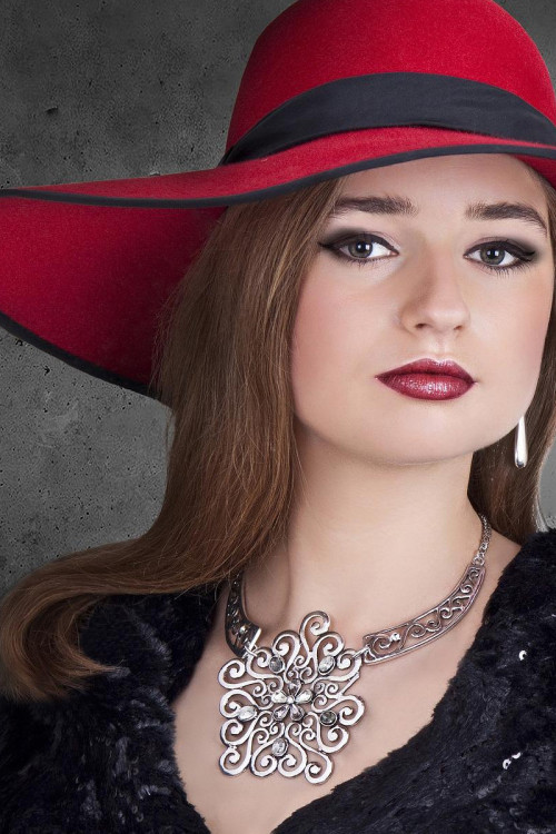 Orci varius natoque penatibus et magnis